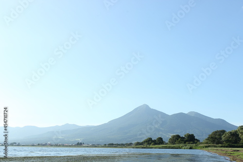 猪苗代湖と磐梯山