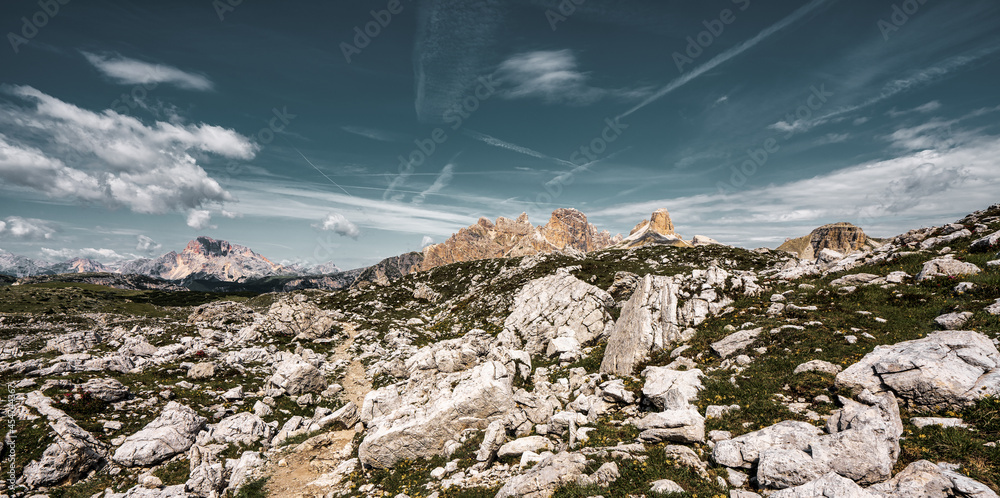 Obraz premium Rocks in the Dolomites mountains, Italy.