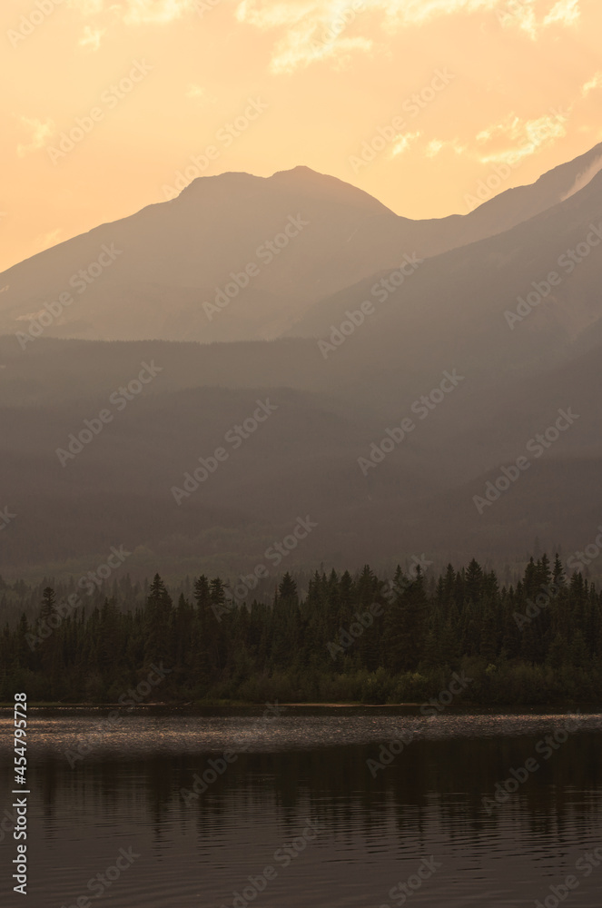 Fototapeta premium A Smoky Evening at Pyramid Lake