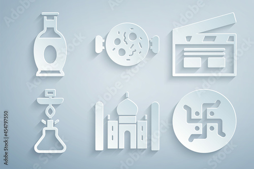 Set Taj Mahal, Bollywood indian cinema, Hookah, Hindu swastika, Chicken tikka masala and Indian vase icon. Vector
