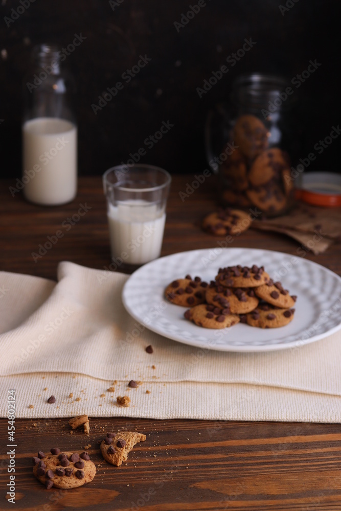 cookies and milk