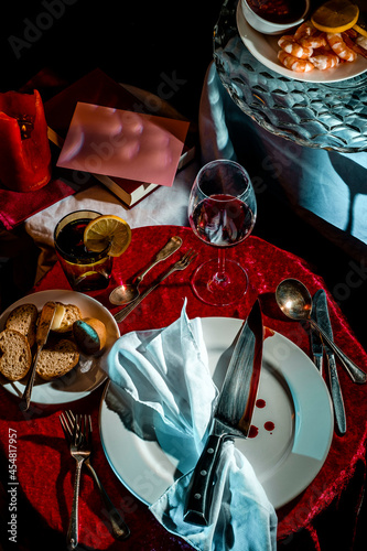 Murder Mystery Party Dinner © Ezume Images