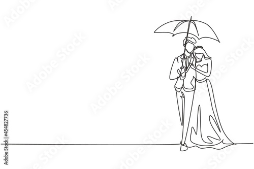 Continuous one line drawing married couple man woman, girl and boy walking holding umbrella under rain smiling hugging. Romantic couple at rainy autumn weather. Single line draw design vector graphic