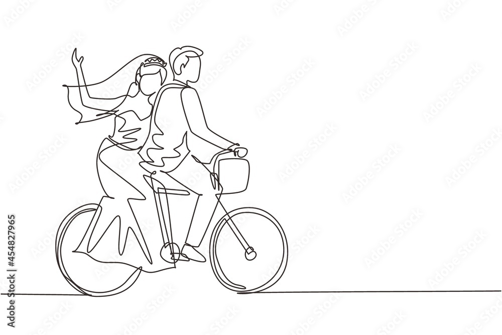 Single one line drawing happy married couple having fun on date riding  bicycle in love. Back