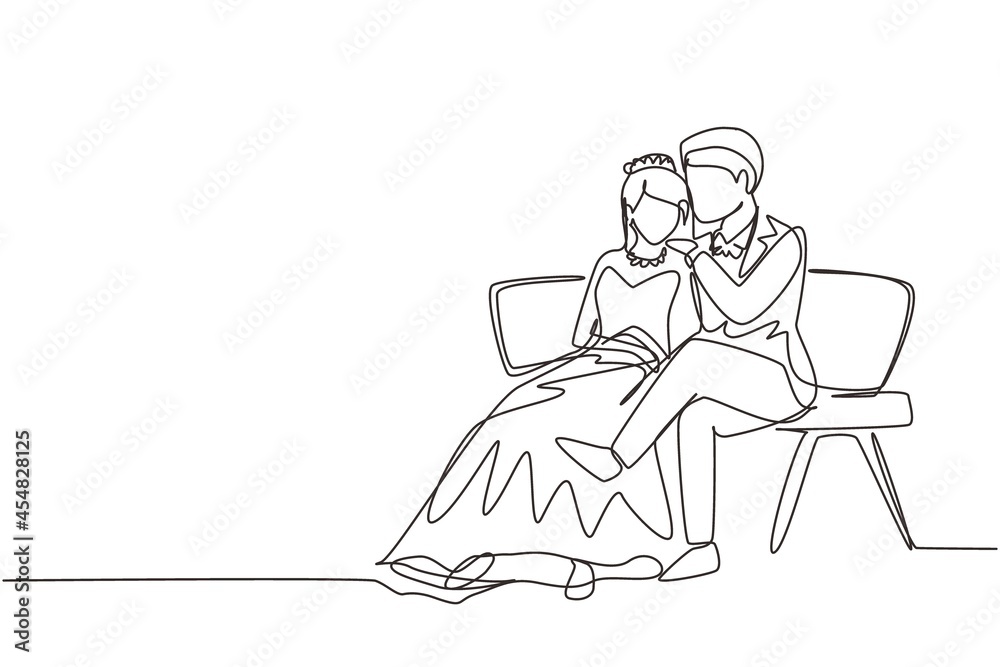 Single one line drawing romantic married couple on bench in park. Happy man hugging and embracing woman with wedding dress. Couple celebrate wedding party. Continuous line draw design graphic vector Single one line drawing romantic married couple on bench in park. Happy man hugging and embracing woman with wedding dress. Couple celebrate wedding party. Continuous line draw design graphic vector