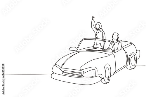Single continuous line drawing happy Arabian couple riding car going on road trip. Romantic man and woman driving in cabriolet car. Couple summer vacation travel. One line draw graphic design vector