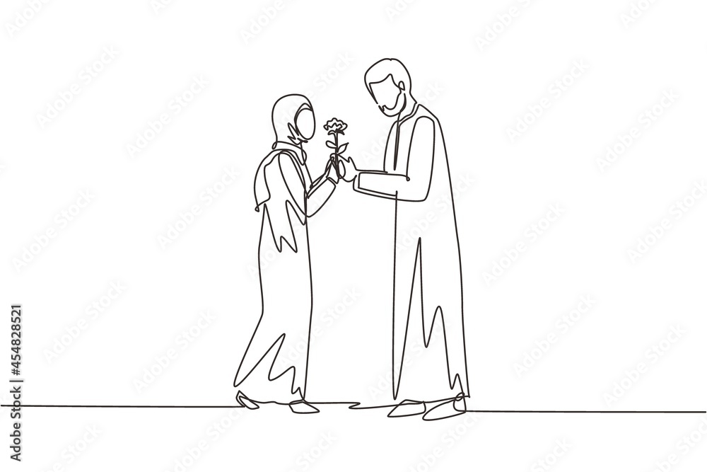 Single continuous line drawing adorable happy Arab couple in love on romantic date. Cute smiling boy giving rose flower to girl. Young man and woman met for dating. One line draw graphic design vector