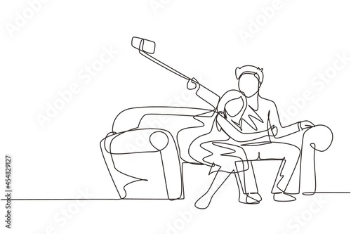 Continuous one line drawing man and woman take selfie on smartphone with monopod. Happy couple seat on sofa and making photo together on mobile phone with selfie stick. Single line draw design vector