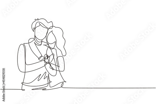Single one line drawing lovers man and woman hug. Happy family concept. Couple in relationship in love. Happy man hugging his partner woman. Modern continuous line design graphic vector illustration