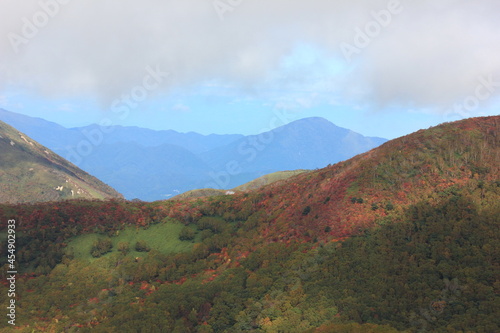 紅葉の茶臼岳（那須岳） © onaka