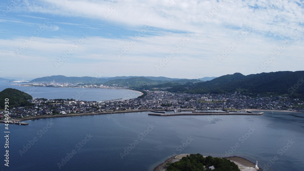 象鼻ヶ岬県立室積公園 山口県南東部の光市にある『象鼻ヶ岬(ぞうびがさき)』
御手洗湾、室積湾を包むようにして室積半島の先端からのびる象鼻ヶ岬 象鼻ヶ岬県立室積公園 象鼻ヶ岬県立室積公園 山口県南東部の光市にある『象鼻ヶ岬(ぞうびがさき)』
御手洗湾、室積湾を包むようにして室積半島の先端からのびる象鼻ヶ岬 象鼻ヶ岬県立室積公園