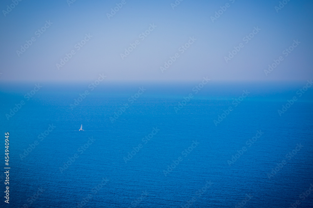 La mer ionienne depuis Afionas à Corfou La mer ionienne depuis Afionas à Corfou