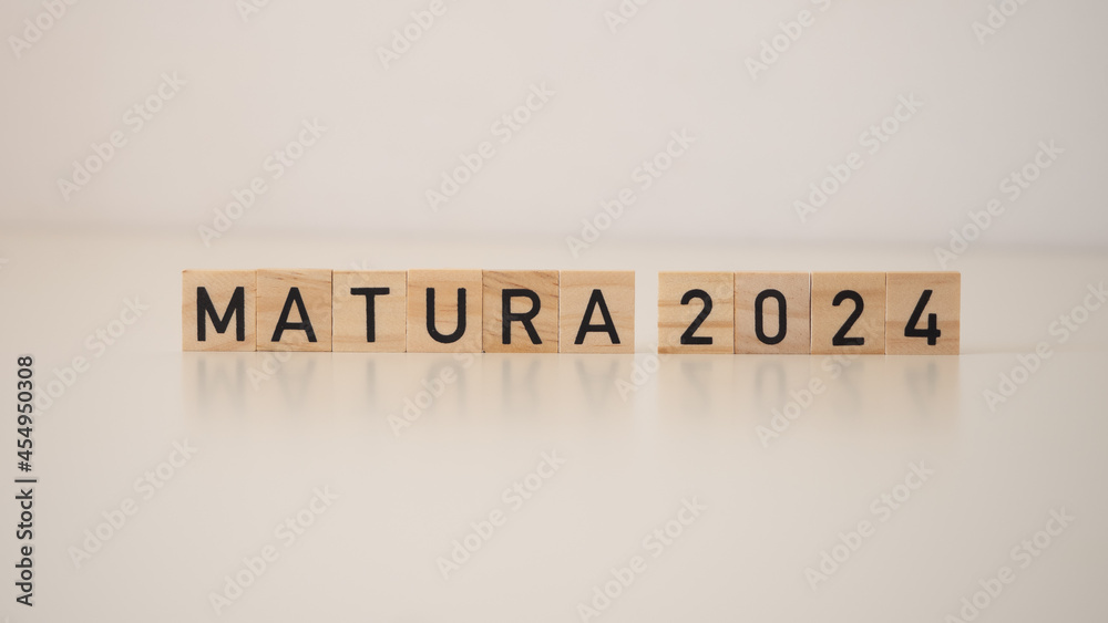 Matura 2025 napis z drewnianych kostek Stock Photo Adobe Stock