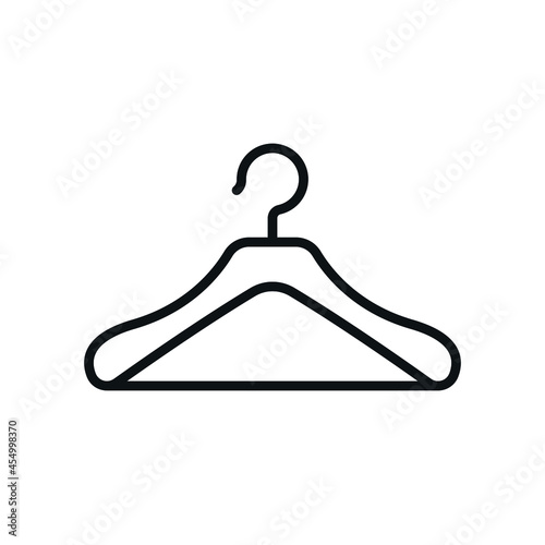 Clothes hanger linear icon. Sewing shop thin line customizable illustration. Contour symbol. Vector isolated outline drawing. Editable stroke