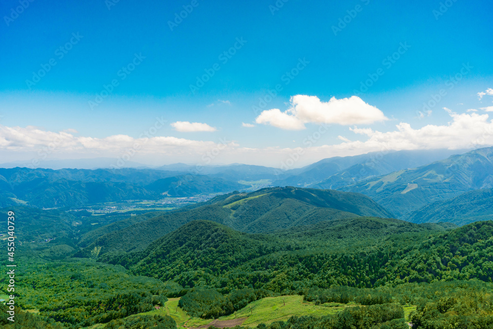 Fototapeta premium 栂池から見える山々