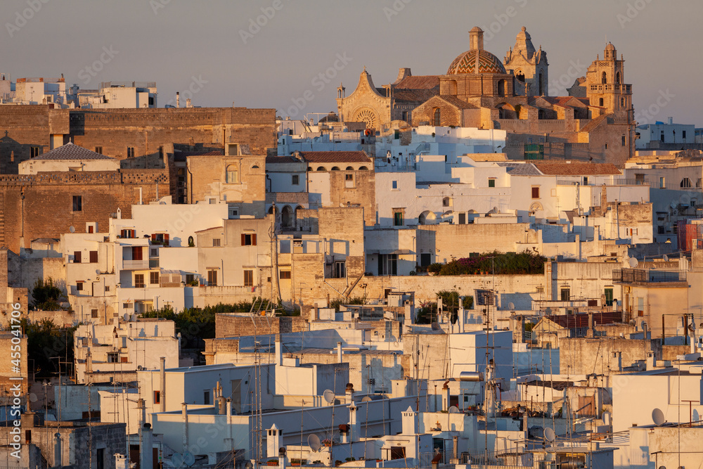 Ostuni, Brindisi. Veduta verso la Concattedrale di Concattedrale Santa Maria Assunta in Cielo
