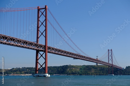 Portugal Lisbon - Ponte 25 de Abril suspension bridge © Marko