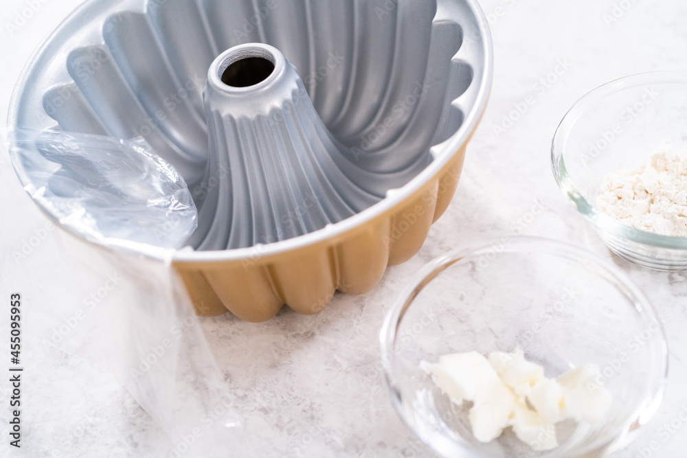 Red velvet bundt cake Red velvet bundt cake