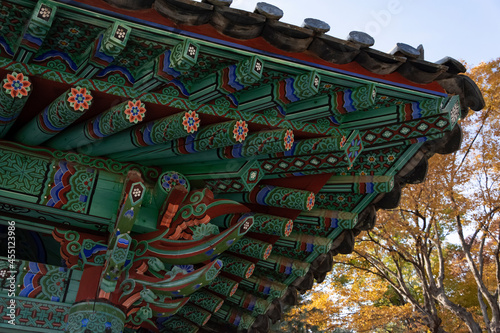 Korean temple details