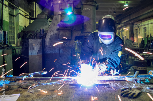 welder at work