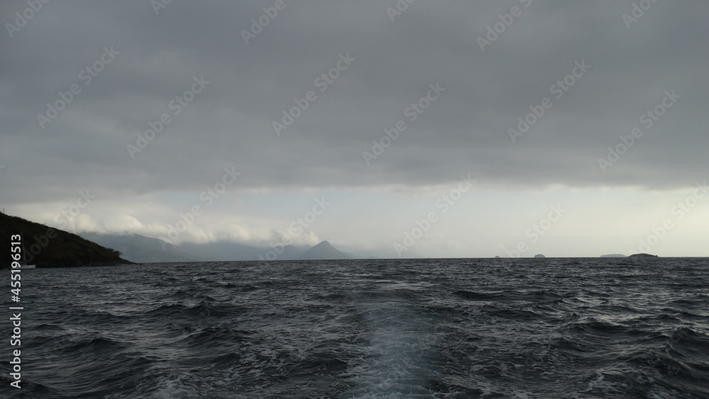 Fototapeta premium ANGRA DOS REIS - RIO DE JANEIRO - ILHAS