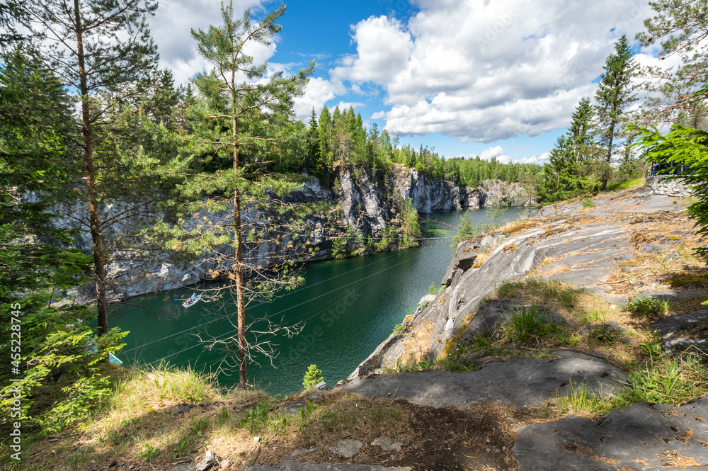 Fototapeta premium Ruskeala Marble Canyon