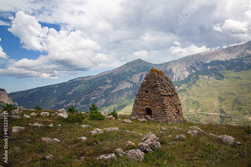 Donifar-Lezgorsk necropolis - the largest necropolis in the Caucasus