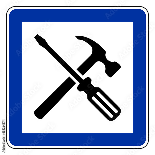 Werkzeuge und Schild