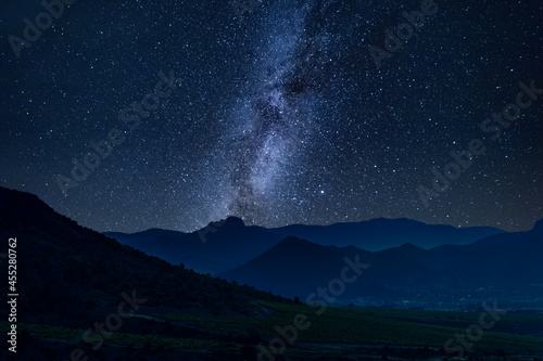 Milky way over mountains © firewings