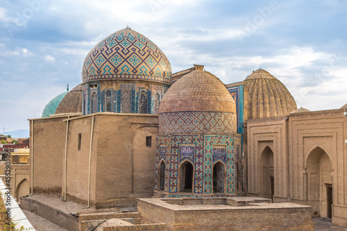 фотографія Mausoleums of the Shakhi-Zinda complex, Samarkand, Uzbekistan