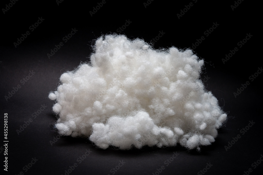 Synthetic fiber, siliconized holofiber, polyester fiber, white