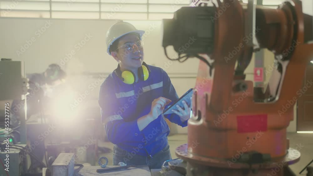 Video Stock engineer specialist asian female and technician maintenance ...