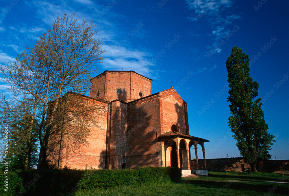 Fototapeta premium Castelleone, Cremona district, Lombardy, Italy, Europe, church of Santa Maria in Bressanoro