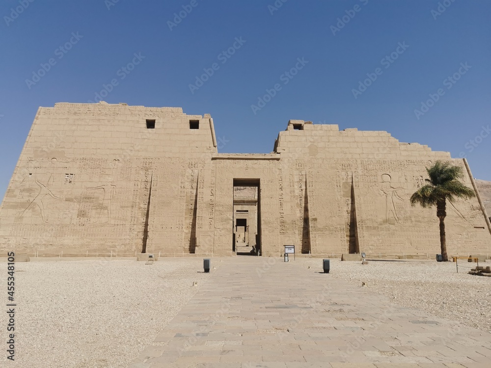 medinet habu