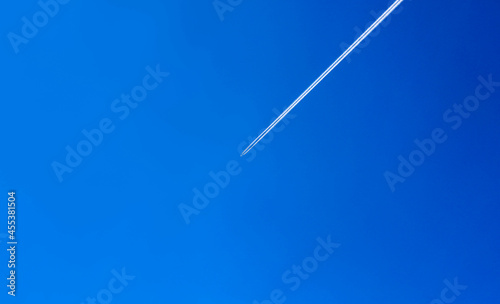 Samolot na niebie