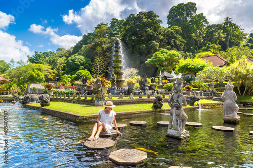 Taman Tirtagangga temple, Bali photo