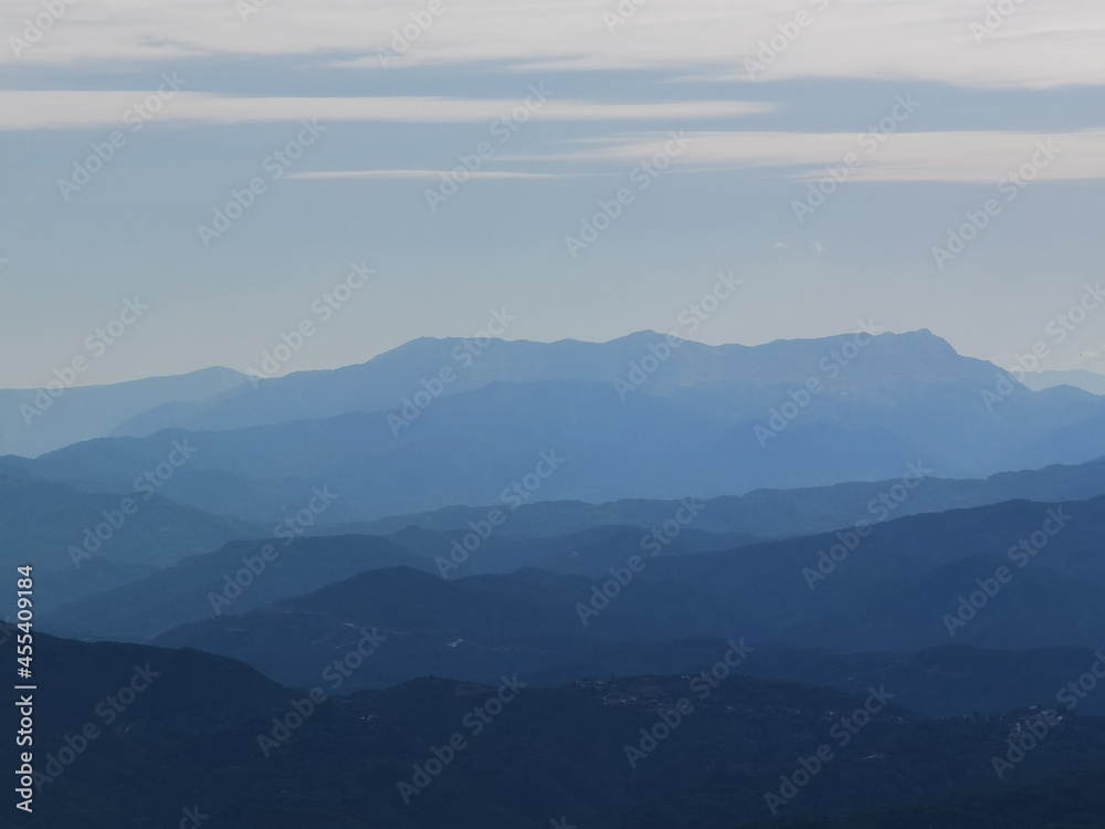Obraz premium mountain blue many in autumn before first rain in arta perfecture greece