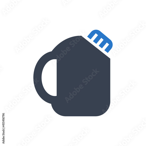 Jerrycan icon vector graphic
