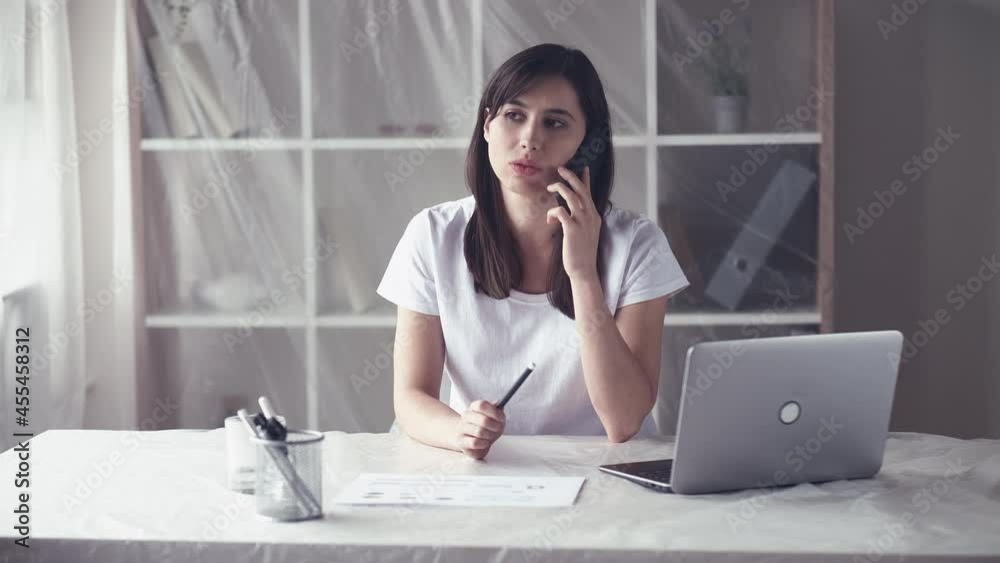 office downsizing employee relocation woman phone office downsizing employee relocation woman phone