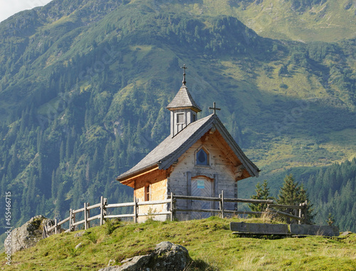 In der Wildschönau: Kapelle an der Schönangeralm