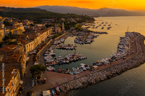 Scario all'alba  photo