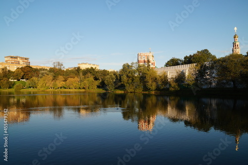 Moscow: Novodevichy Monastery: sunset