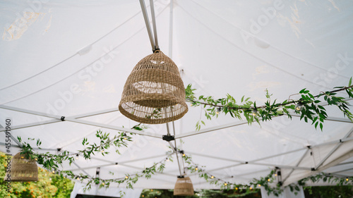 Quadro em tela Hanging wicker decoration in white wedding tent