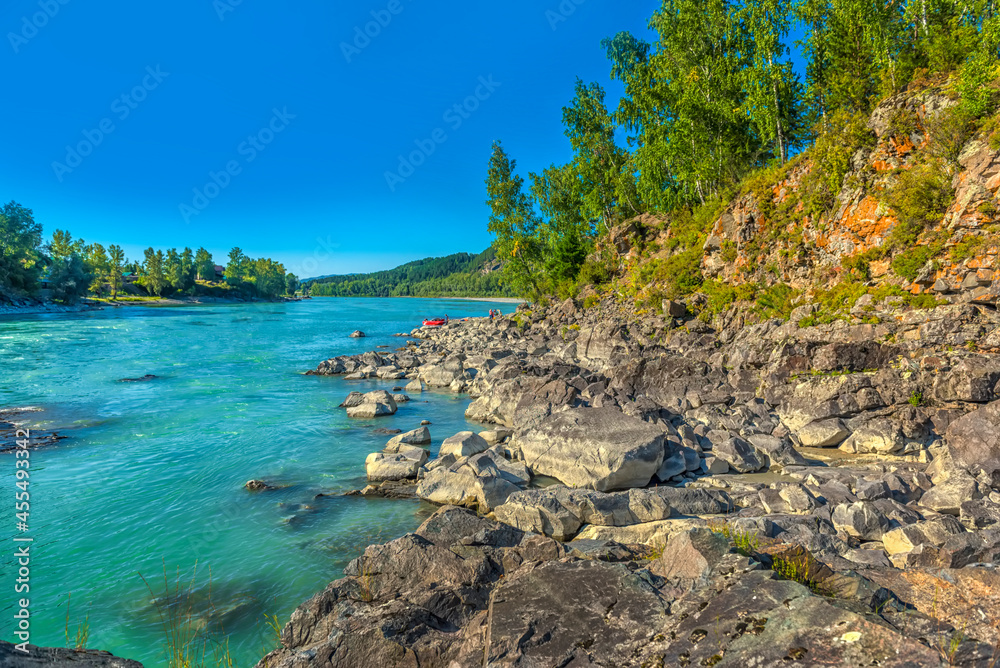 Fototapeta premium katun river with turquoise water and stones