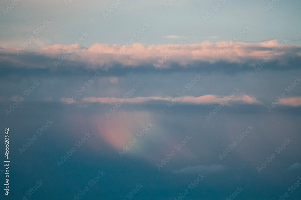 幻想的な虹空