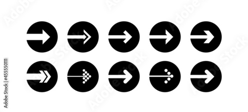 Set of black arrow illustration icons in the shape of a circle.