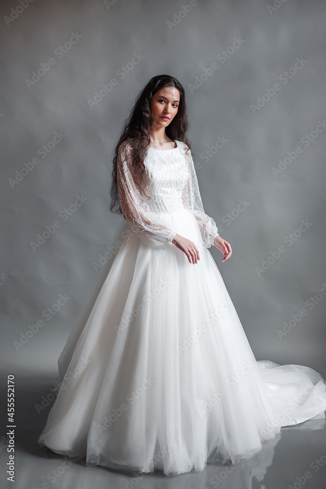 Beautiful bride. Wedding hairstyle and make up. Fashion wedding dress Beautiful bride. Wedding hairstyle and make up. Fashion wedding dress