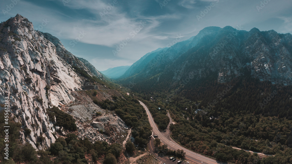 Obraz premium mountains in the mountains
