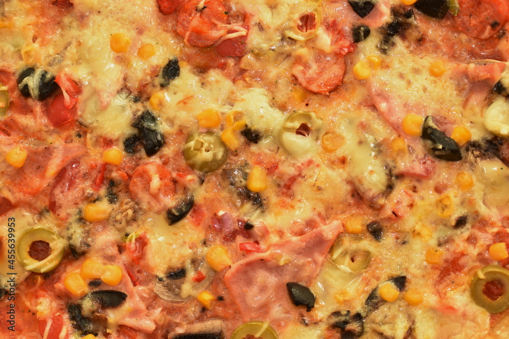 delicious vegetable pizza made with mozzarella cheeses delicious vegetable pizza made with mozzarella cheeses