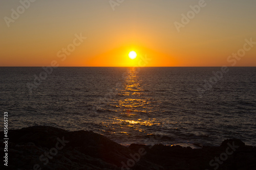 Sunset over the sea © Jorge